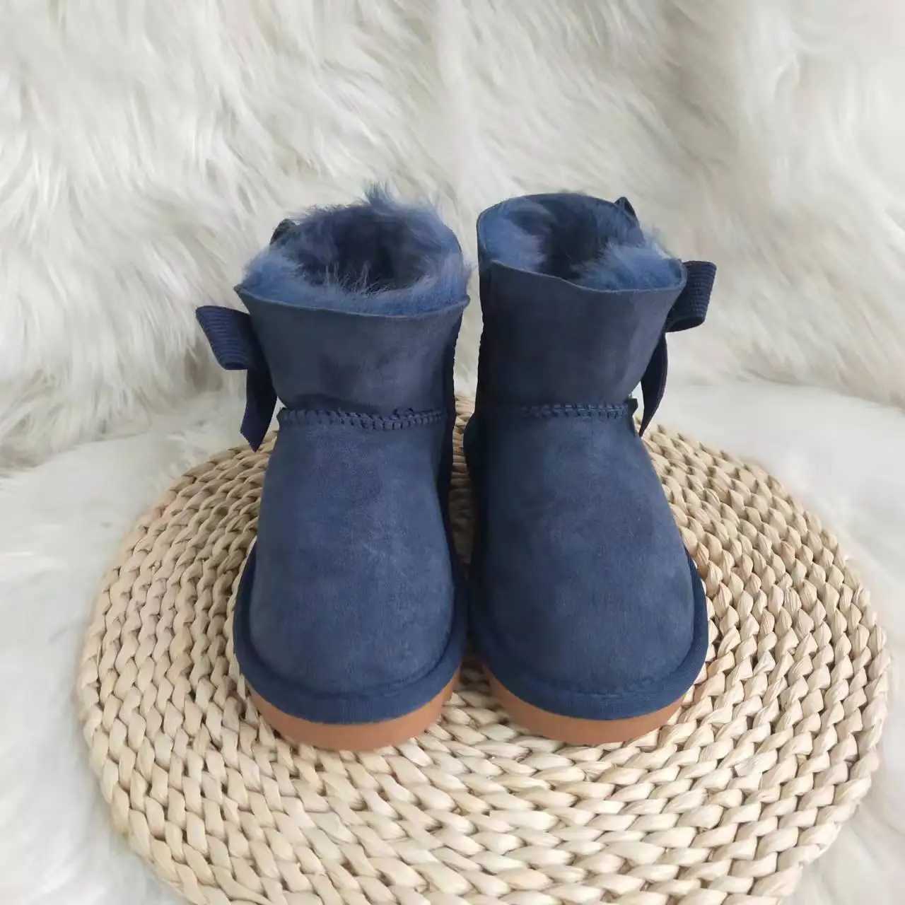 Boots Natural fur 2022 girls snow boots boys snow boots real sheep winter warm ldren shoes wool Botas children zapatos J241015