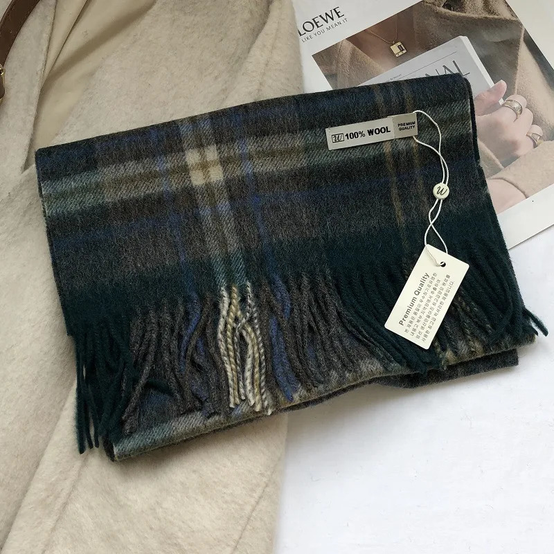 Fashionable and classic plain weave cashmere scarf for autumn and winter women soft and lightweight warm muffler for men high-quality 241009