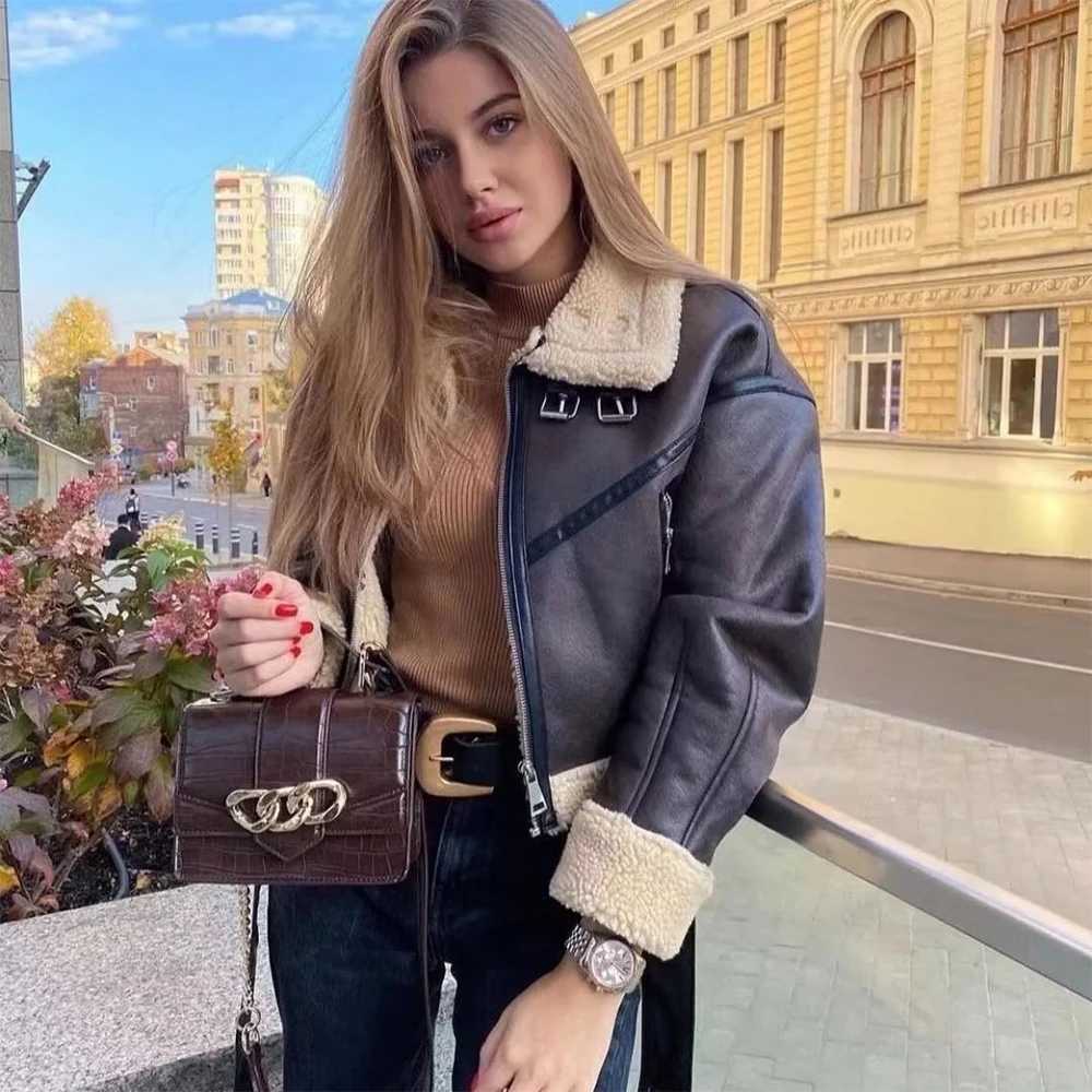 Women Jacket Winter Streetwear Faux Lamb Leather Fur Short Jacket with Belt Moto Biker Thick Warm Coat OutwearX241018