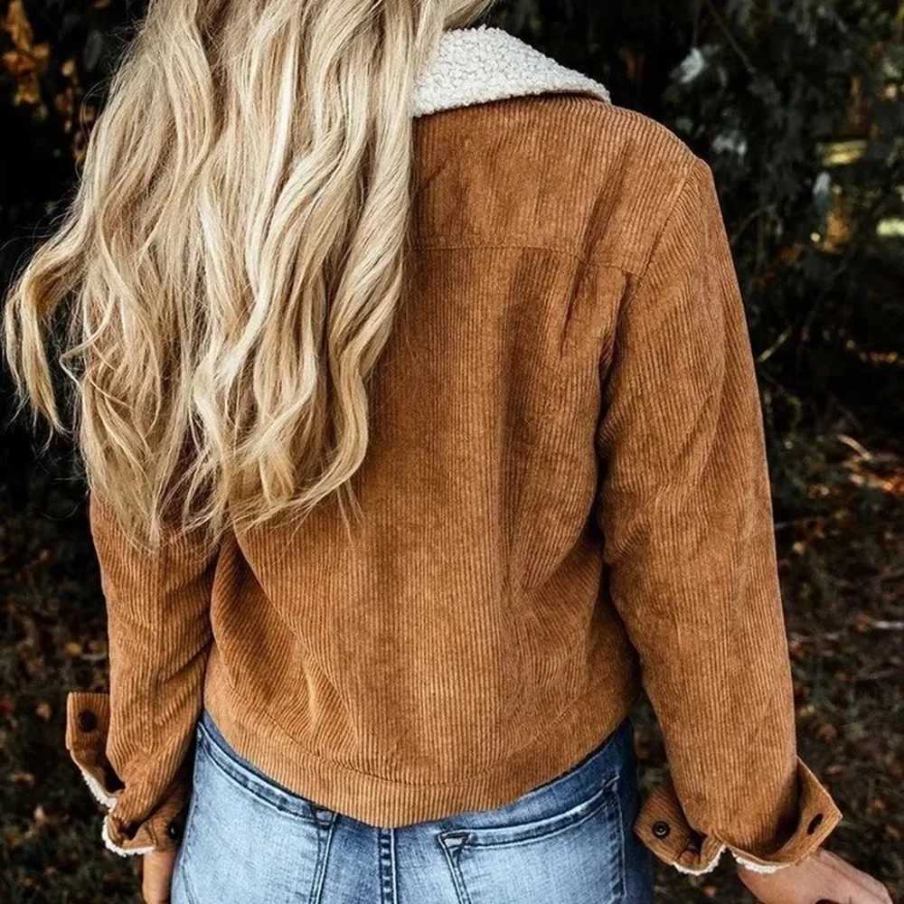 Splicing Cotton Pockets Solid Turn-down Collar Button Autumn Winter Womens Jacket Wool Collar Lamb Corduroy Cropped JacketX241018