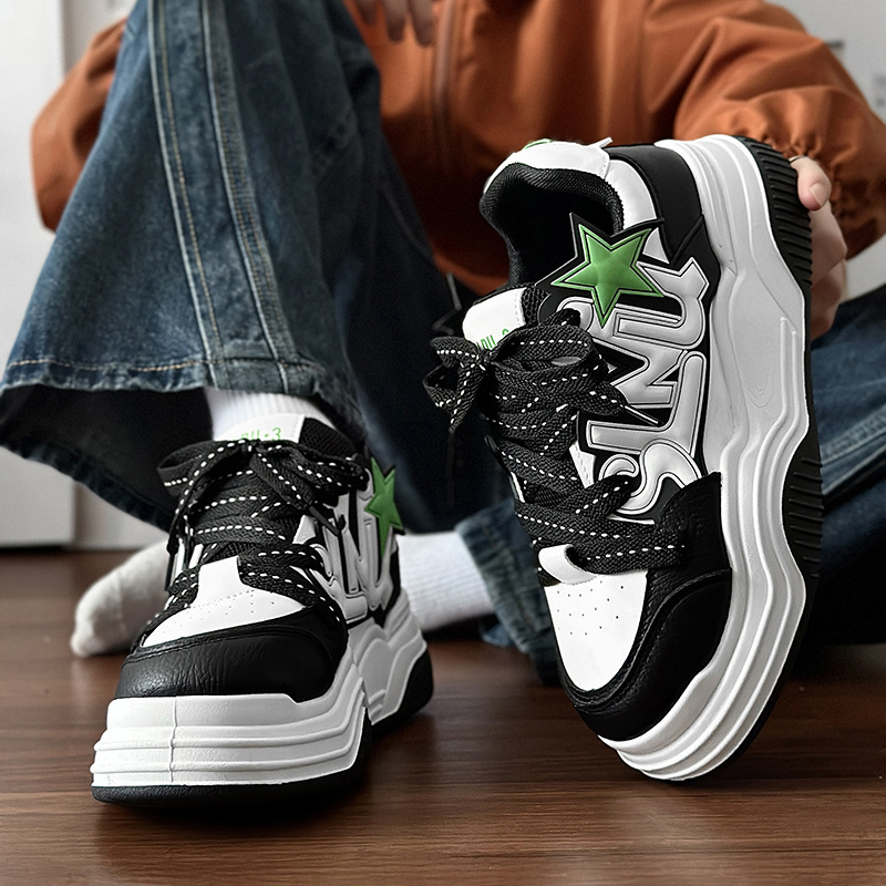 Men's New Thick Soled Height Increasing Fashionable Casual Sports Shoes