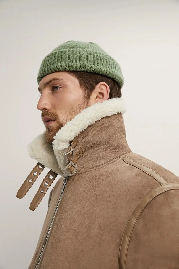 Winter fashion trend windproof warm mens collar suede jacket 241007