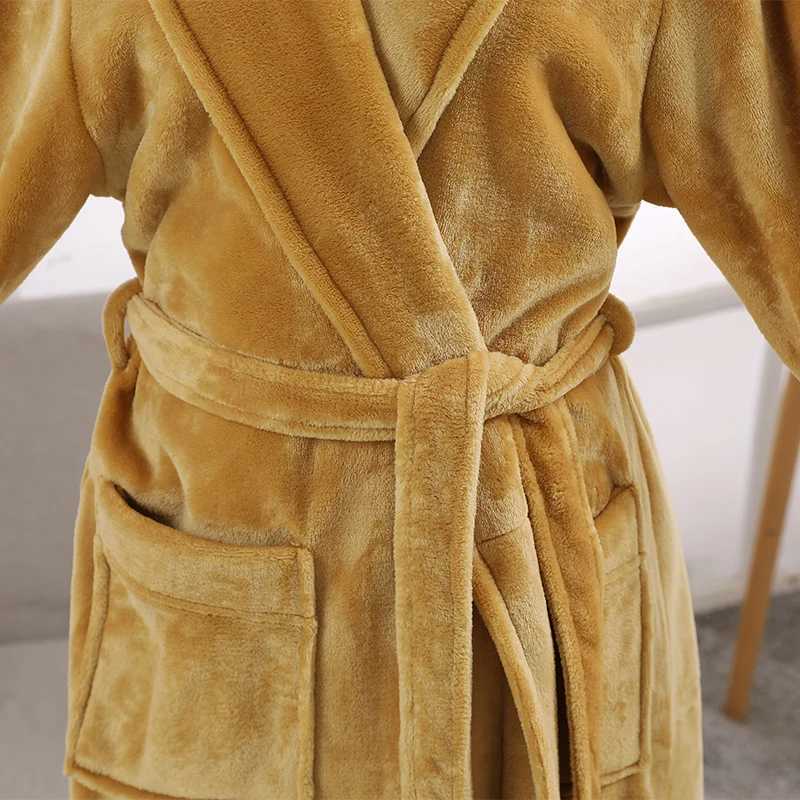 Men Plus Size Long Warm Flannel Bathrobe Winter Hooded Coral Fleece Bath Robe Men Night Sleepwear Women Dressing Gown Sexy RobesXJ241018