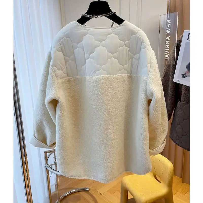 Fleece Jackets for Women Winter Thickened Patchwork Lambhair Oversized Cardigans Long Sleeved Casual Vintage Coats Women TopsX241018
