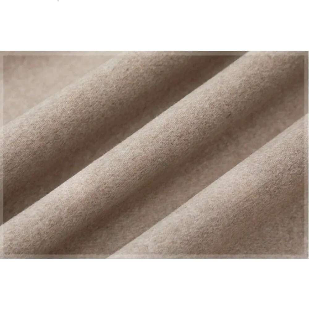 2024 New Fox Collar 10% Cashmere 90% Women's Autumn And Winter Casual Short Loose Wool Coat