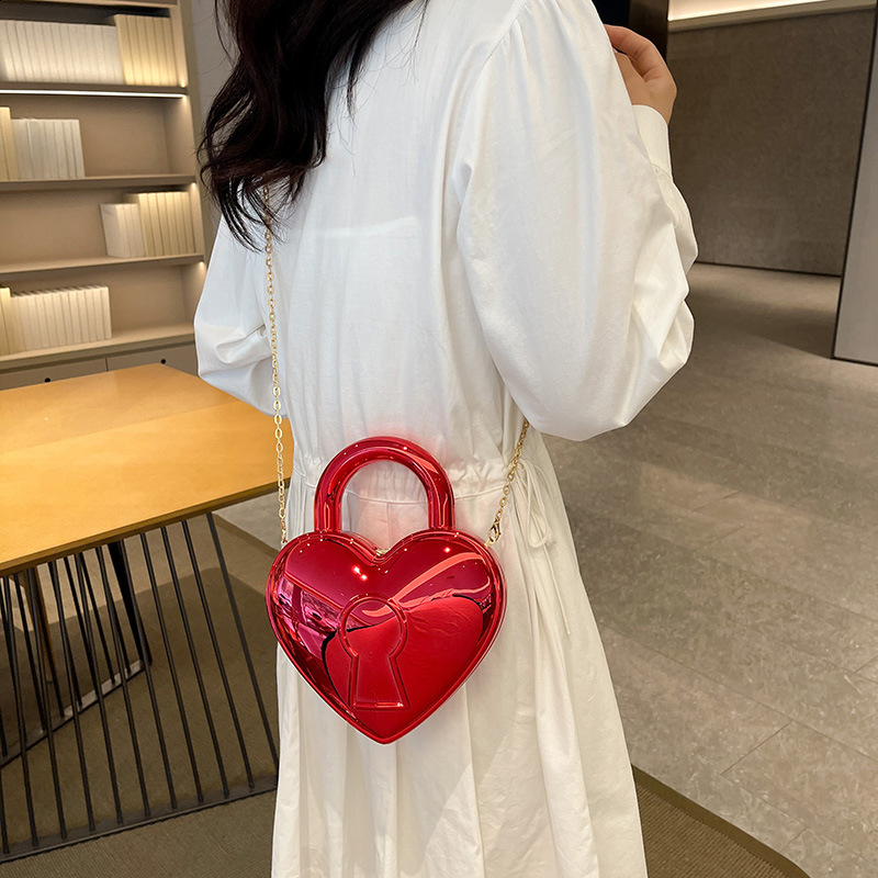 Acrylic box bag niche womens bag ins trendy chain crossbody bag internet celebrity love heart mouth red envelope R250317