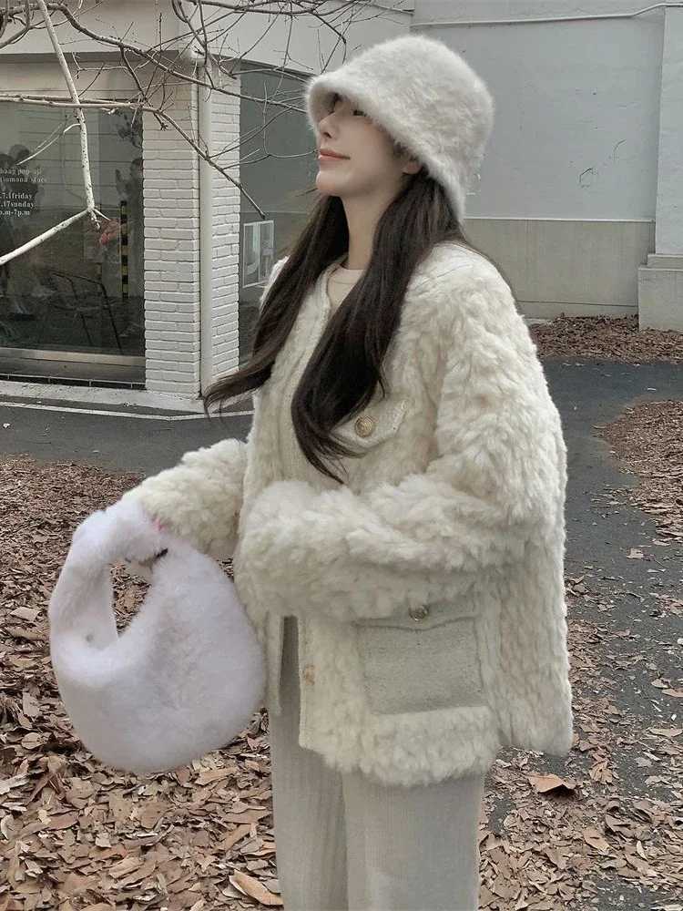 Womens Fur Coat Autumn Winter New Korean Fashion Imitation Lamb Wool Versatile Jacket Casual Loose Thickened Warm Women CoatsX241018