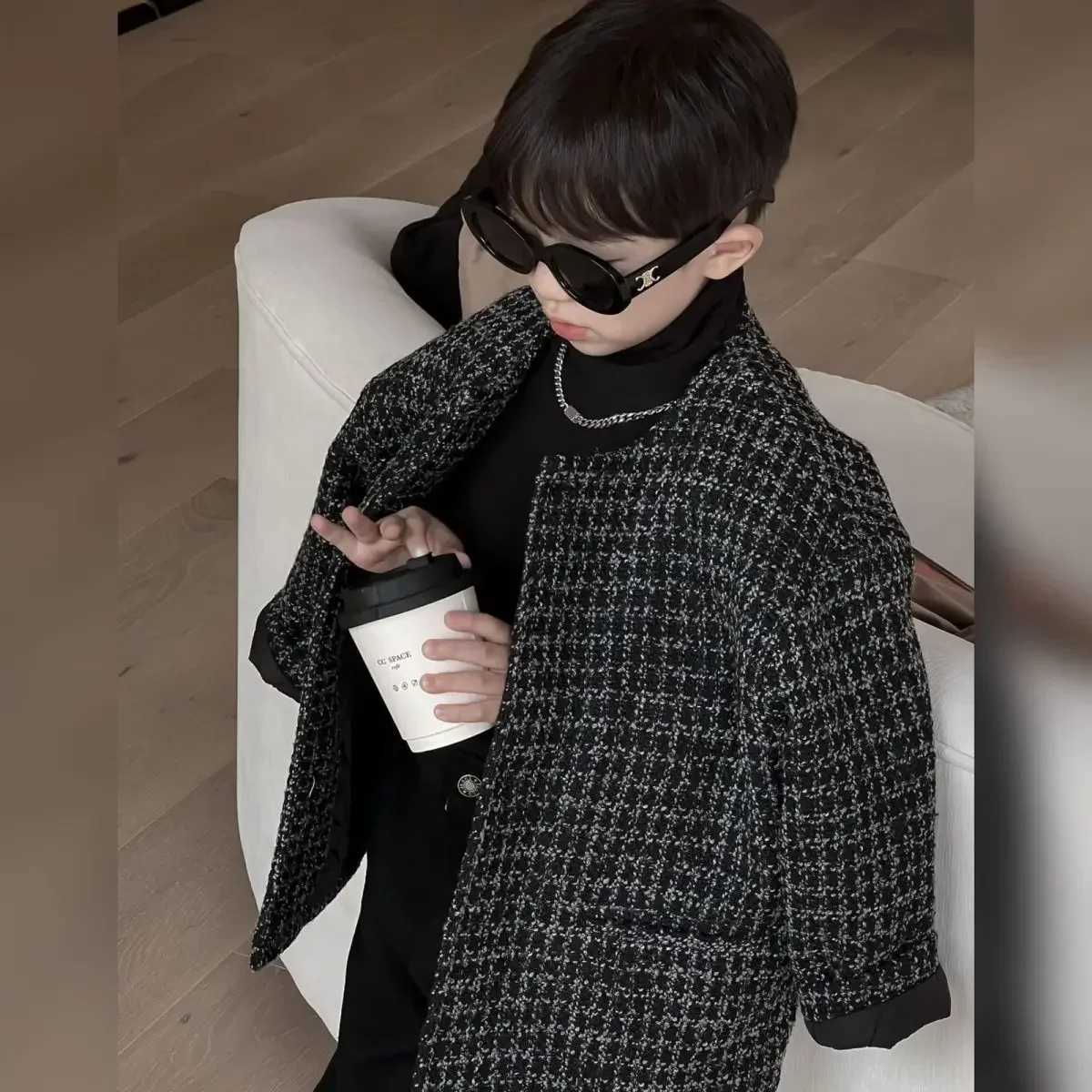 Boys coat autumn and winter new childrens clothing black plain weave coarse floral thick laminated cotton coat casual simple daily M241018