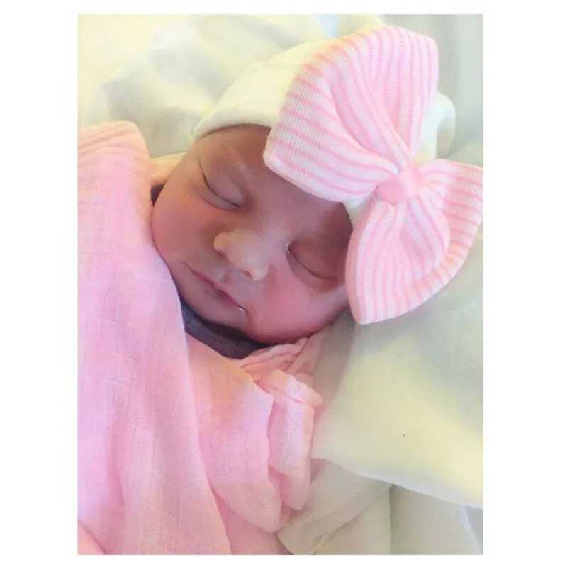 Baby Hat Cute Big Bow Striped 0-3 Months Newborn Products Winter Warm Soft Comfortable Photography Props Baby Hooded Cap LX241018