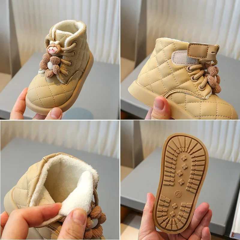 Boots Winter snow boots are suitable for little girls trendy cute smooth girls snow boots artificial fur cotton shoes plush fashion boots H241018