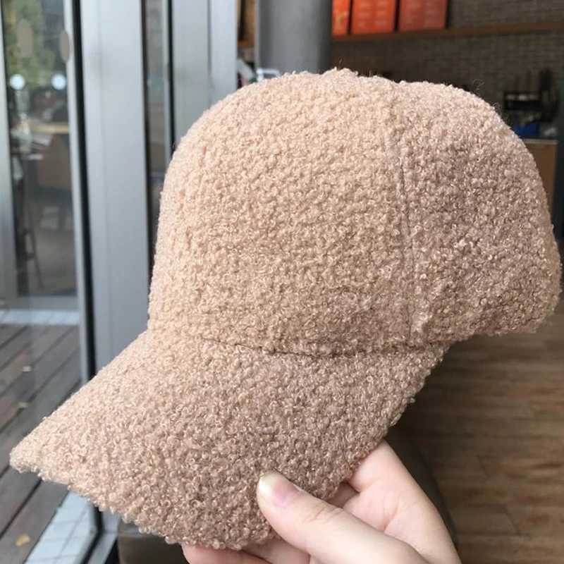 Thicken Baseball Caps Vintage Lamb Wool Women Men Sun Hats for Boys Girls Outdoor Warm Winter Plush Fleece Fuzzy Hat UnisexX241018