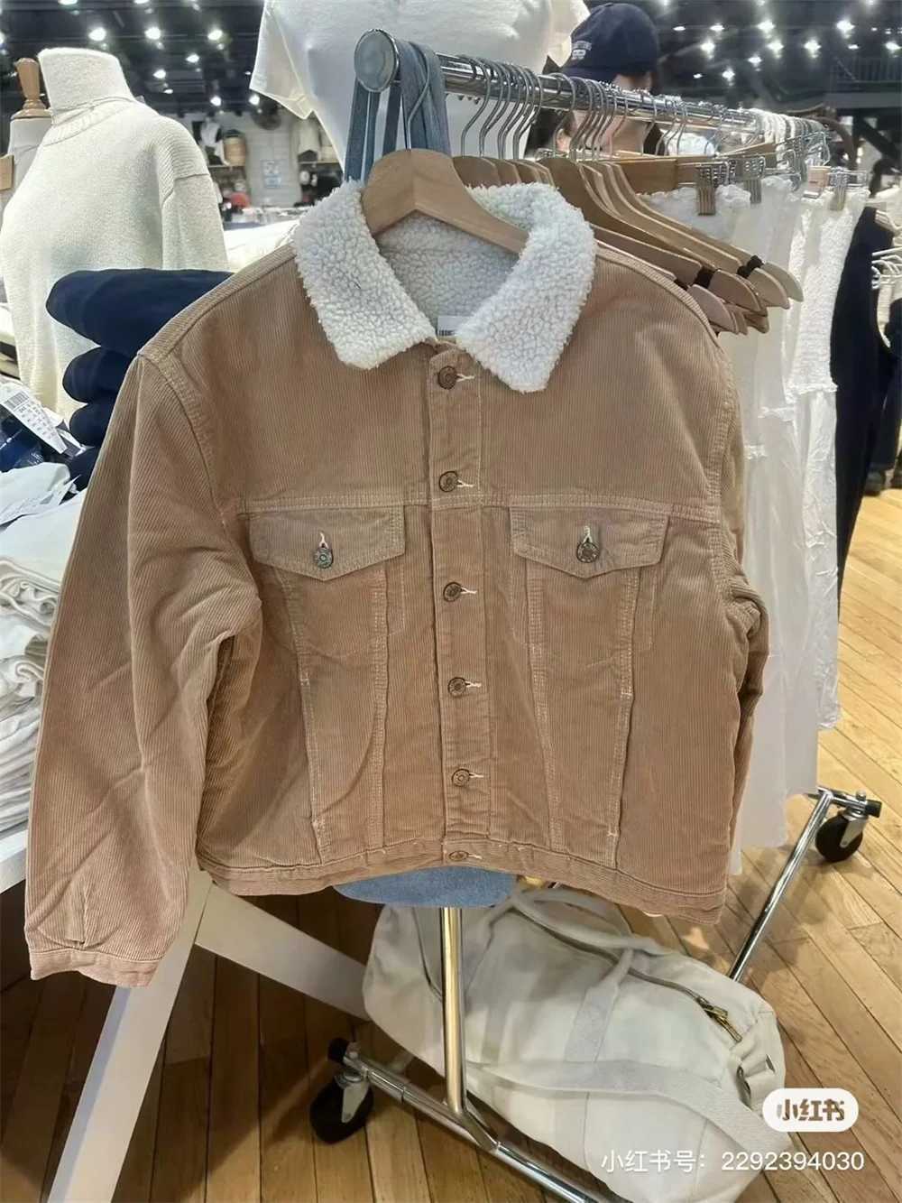 Women Pocket Corduroy Jacket 2023 Winter Fashion Casual Ladies Commuter Lamb Wool Solid Thick Jacket For Women khaki OutwearX241018