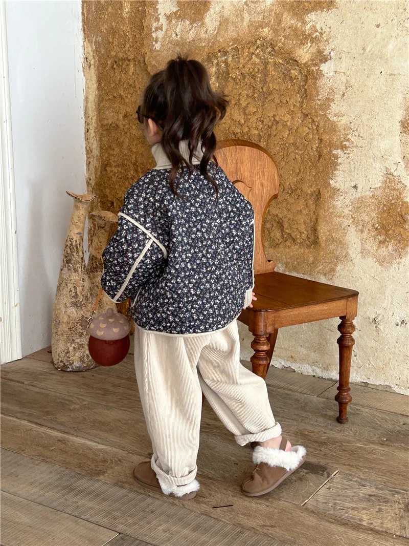 Girls Coat Winter New Korean Style Childrens Clothing Girls Flower Bedding Lightweight Cotton Clothing Retro Flower Coat M241018
