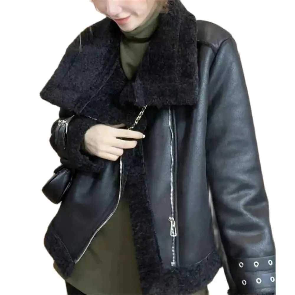 Fashion Lapel Lamb Wool Leather Jacket Women 2024 Winter Long Sleeve Zipper Thickened Coat Casual Chic Female Warm OuterwearX241018