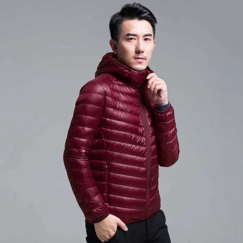 Men Ultra-light Thin Down Jacket Autumn Winter Short Hooded Warm White Duck Down Coat Plus Size Parka Men Portable Outerwear LX241018
