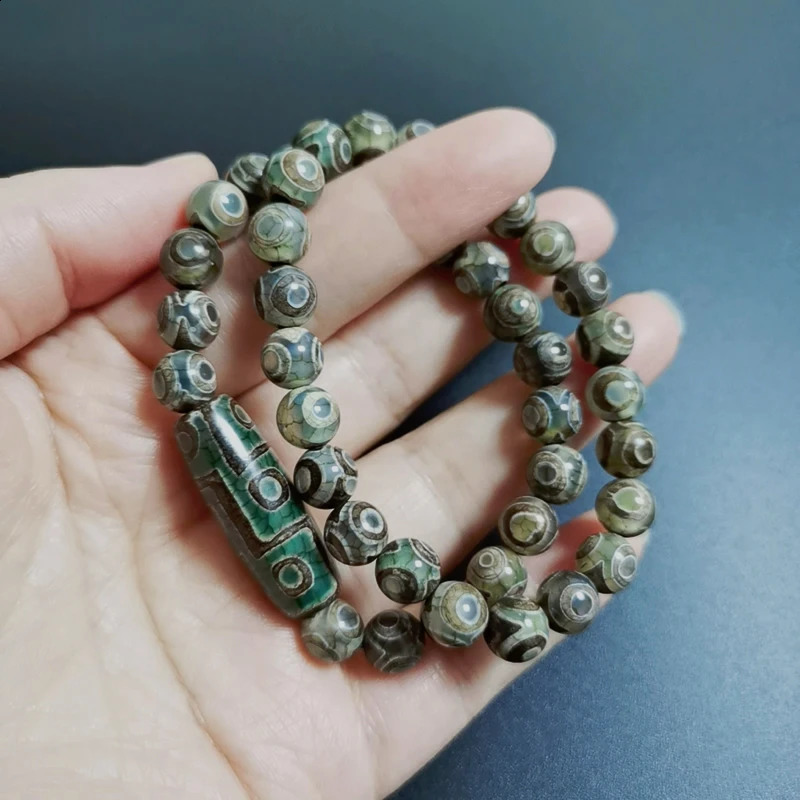 Healing Stone Natural Xizang Dzi Agate Bracelet suitable for women nine eye agate three eye round bead chain bracelet 241018