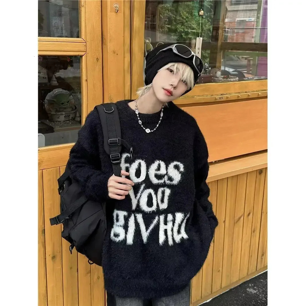 Trendy American Style Knitted Sweater For Men Loose Fit Casual Crew Neck Top Autumnwinter Letter Printed Pullovers 241018
