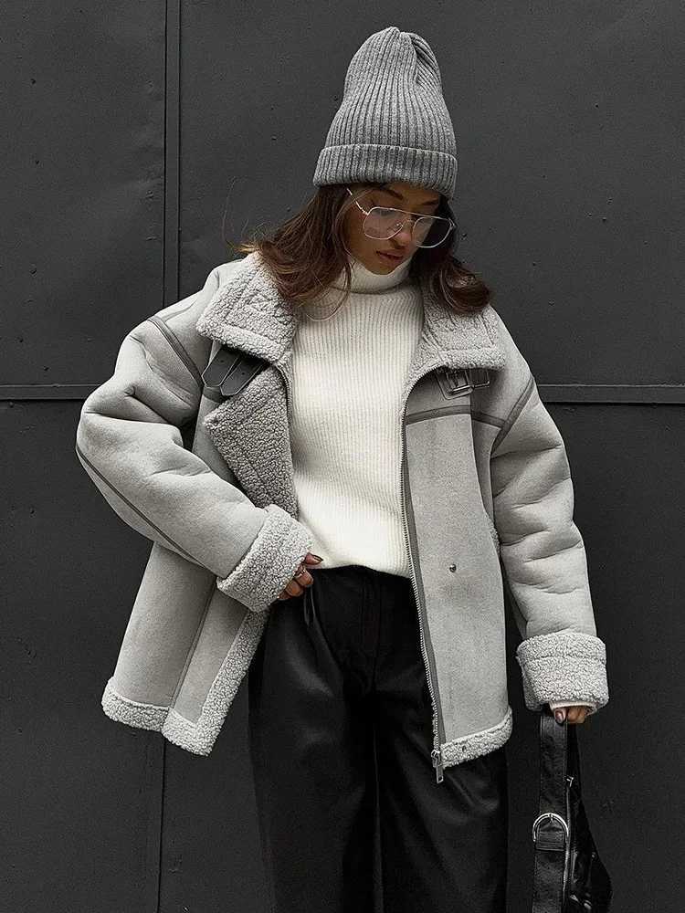 Lamb Wool Zipper Short Coats Women Loose Casual Winter Thick Warm Jacket Female Fashion Turn-down Collar Solid Streetwear CoatsX241018