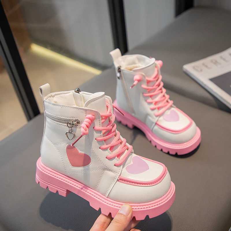 Boots Girls Fashion Boots Kids Rubber Boots Cool Autumn and Winter Cotton Soft Sole with Love Side Zip Children Princess Boots PU H241018