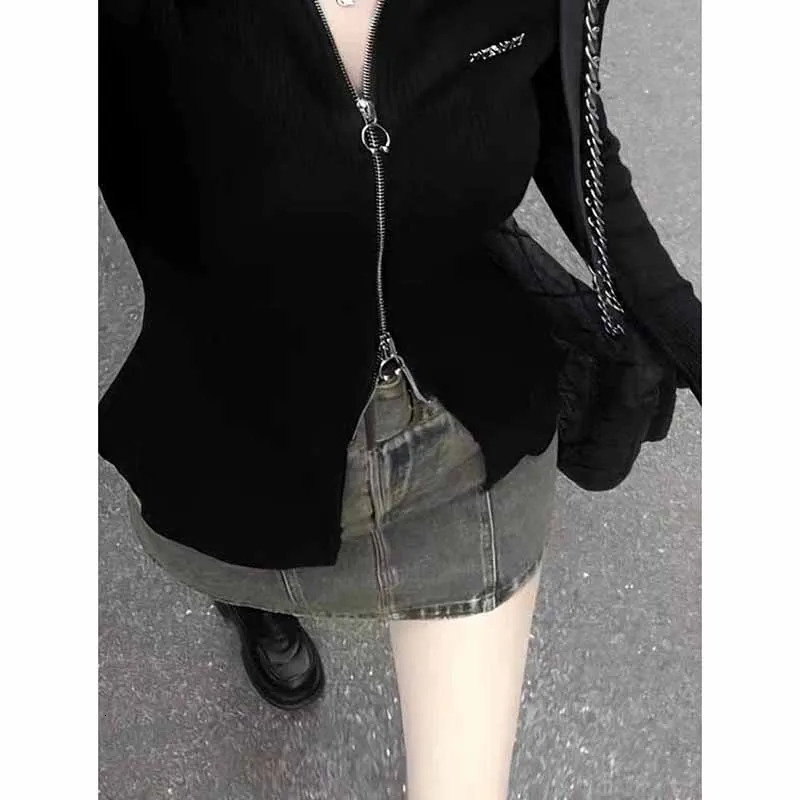 Lucyever Autumn Black T Shirts Women Y2K Streetwear Zipper Crop Tops Woman Sexy Slim Turn Down Collar Long Sleeve Tees Lady 241018