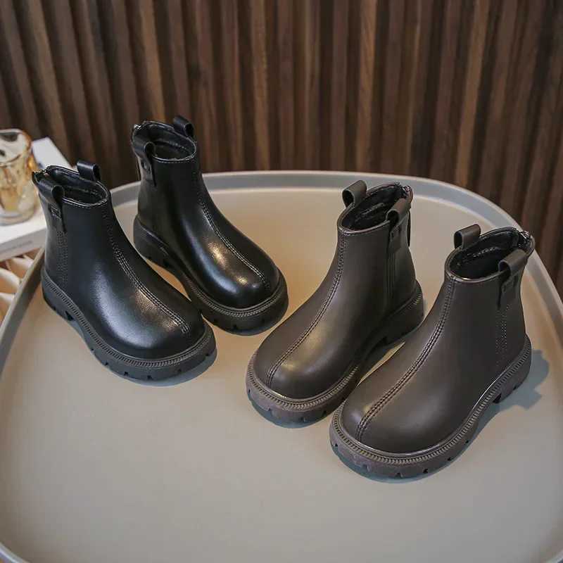 Boots Girls Boots Versatile Soft Breatheable Simple Children Chelsea Boots Versatile Soft for Boys Classic Kids Unisex Boots 2023 New H241018