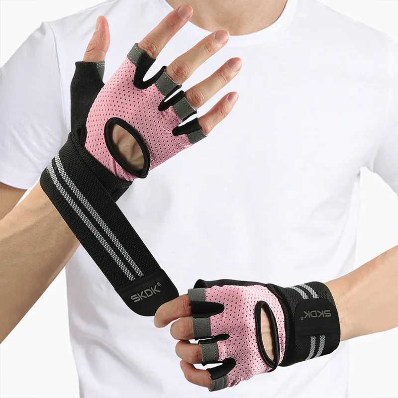Mens Breathable Fitness Gloves Silicone Palm Hollow Fitness Gloves Weightlifting Exercise Dumbbell Cross Fitness GlovesW241018