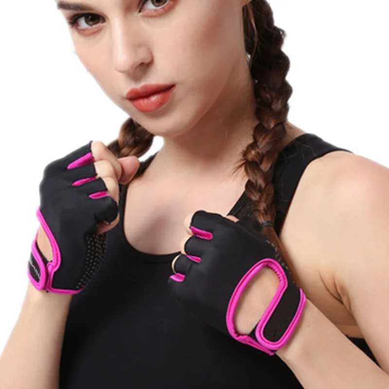 Anti slip weight half finger womens gym gloves womens fitness weightlifting finger glovesW241018
