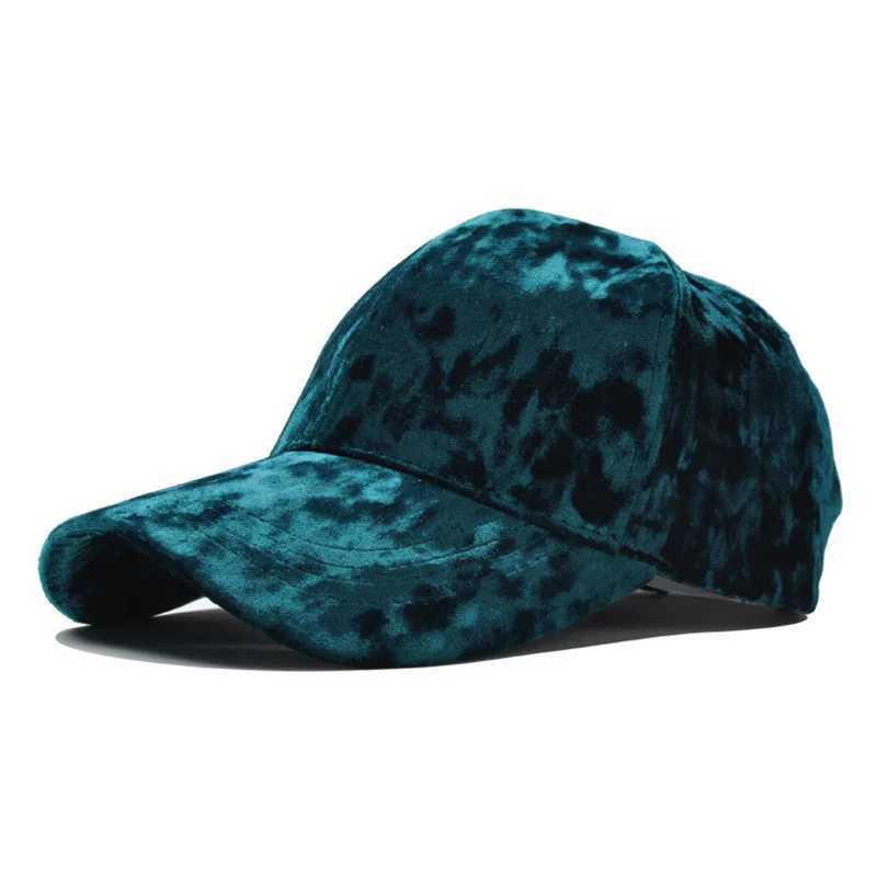 New Gold Velvet Baseball Cap Unisex Autumn and Winter Fashion Casual Curved Brim Hat Hip-hop Cap BobX241018