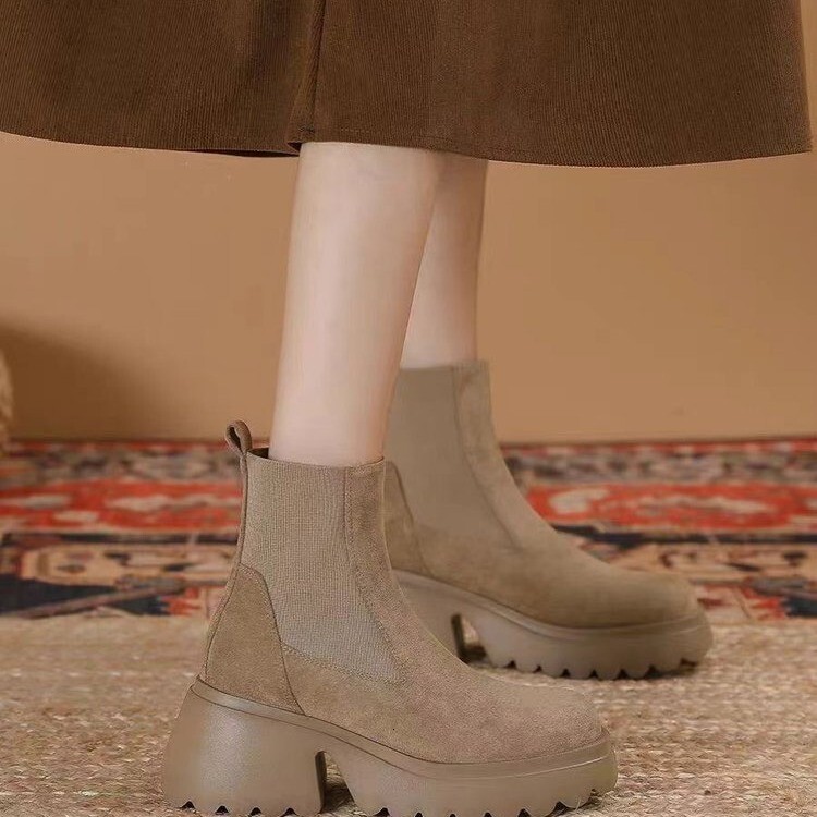 Thick soled Martin boots, women's Chelsea boots, height increasing round toe short tube elastic slim boots, small short boots, spring and autumn 