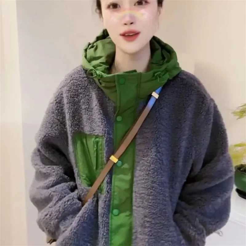 Fashion Ladies Hooded Baseball Jacket Winter Female Zipper Lamb Wool Coat Women Splicing Together TopsX241018