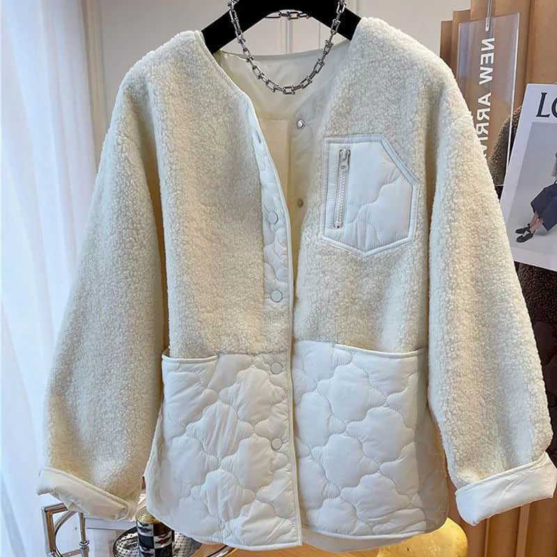 Fleece Jackets for Women Winter Thickened Patchwork Lambhair Oversized Cardigans Long Sleeved Casual Vintage Coats Women TopsX241018