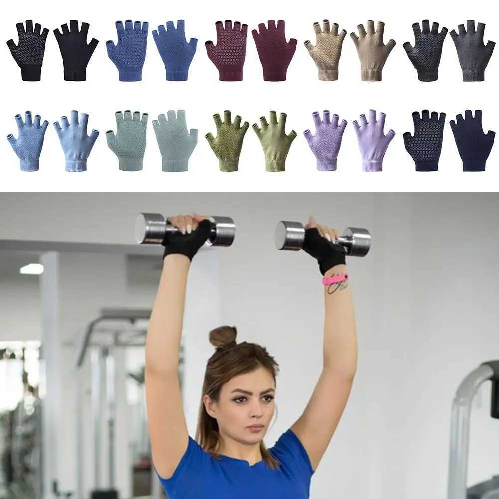 Half finger yoga gloves high-quality solid color anti slip Pilates gloves with silicone open finger glovesW241018