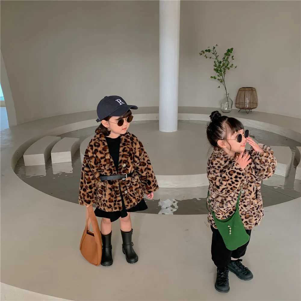 Childrens Jacket Autumn/Winter Girls Warm Thick Coat Korean Childrens Leopard Coat Childrens Clothing M241018