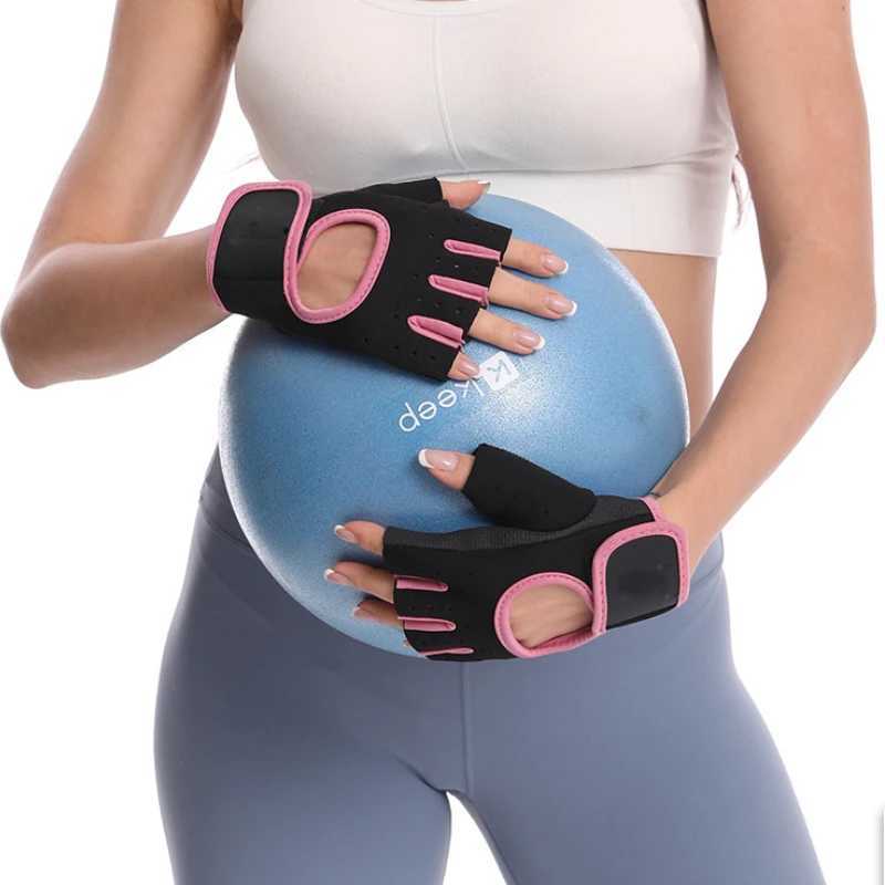 Half finger sports gloves weightlifting and fitness gloves outdoor sports bicycles breathable and shock-absorbing exercise gym glovesW241018
