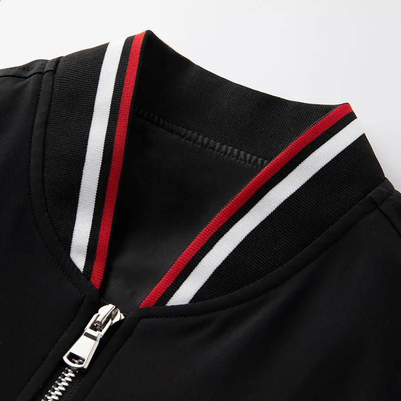 Spring Autumn Man Coats White Streetwear Fashion Stand Collar Bomber Jacket Mens Jackets Windproof Trench Coat Tops 241009