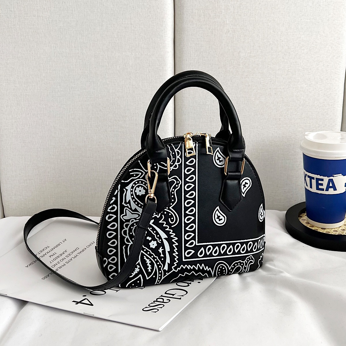 2025S Fashion Designer Women Handbag Shell Clutch Totes Purse Tote Leather Shoulder Ladies Crossbody Bag