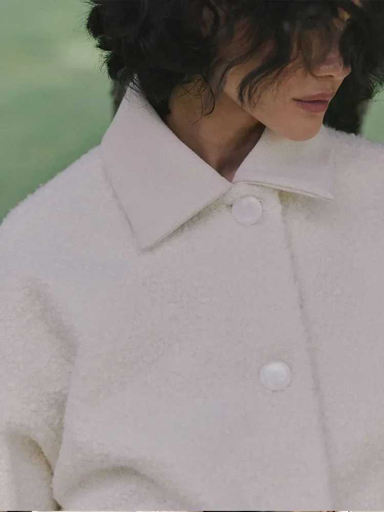 Women Fashion Lamb Wool Furly Teddy Jacket Casual Oversize Long Sleeves Buttons Pocket Coat 2024 Autumn Lady Commute OutwearX241018