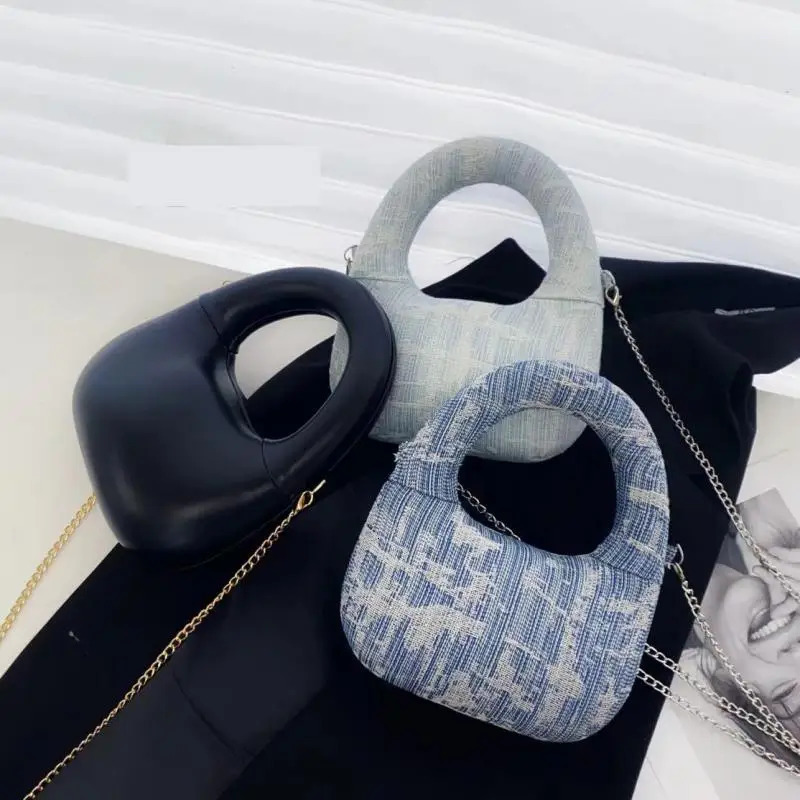Womens Red Wallet Evening Bag Fashion Moon shaped Bag Fashion Bag Fashion Bag Daily Office Fully Matching Bag Use Unique Handbag 2024 241018