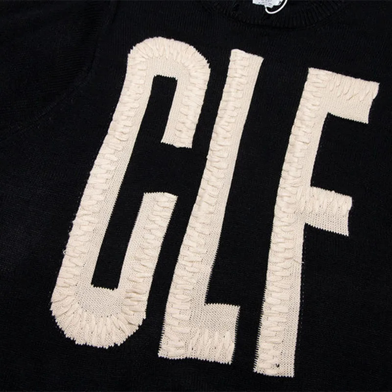 Black Letter Embroider Sweater Men Irregular Tassel Damaged Oversize Loose Pullover for Male 241018