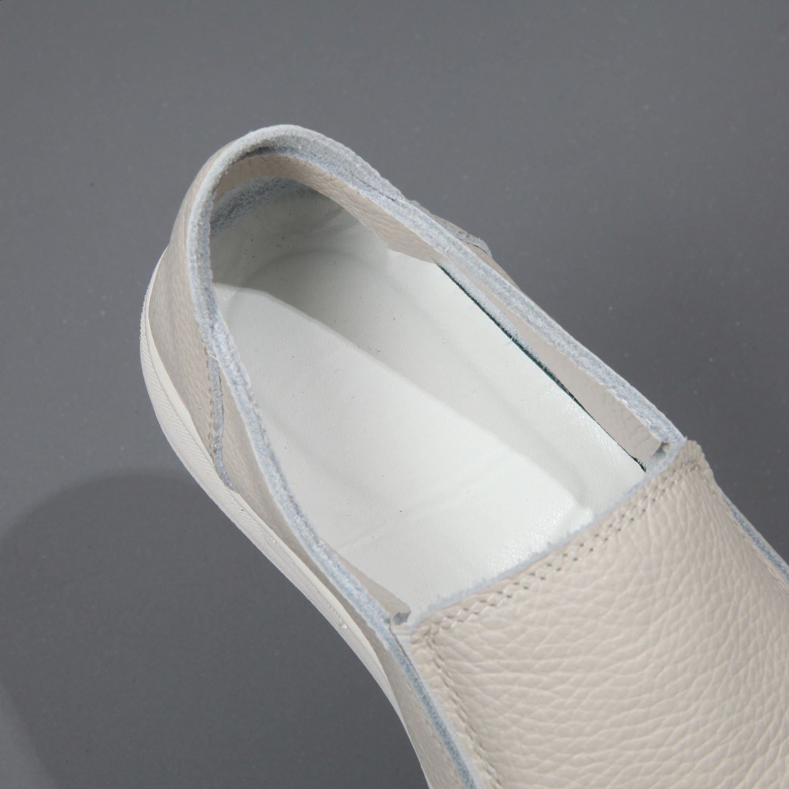 Mens Summer New Leather Casual Shoes Fashion Versatile Shoes Soft Bottom Soft Surface Reveals Cowhide Mens Shoes 220902