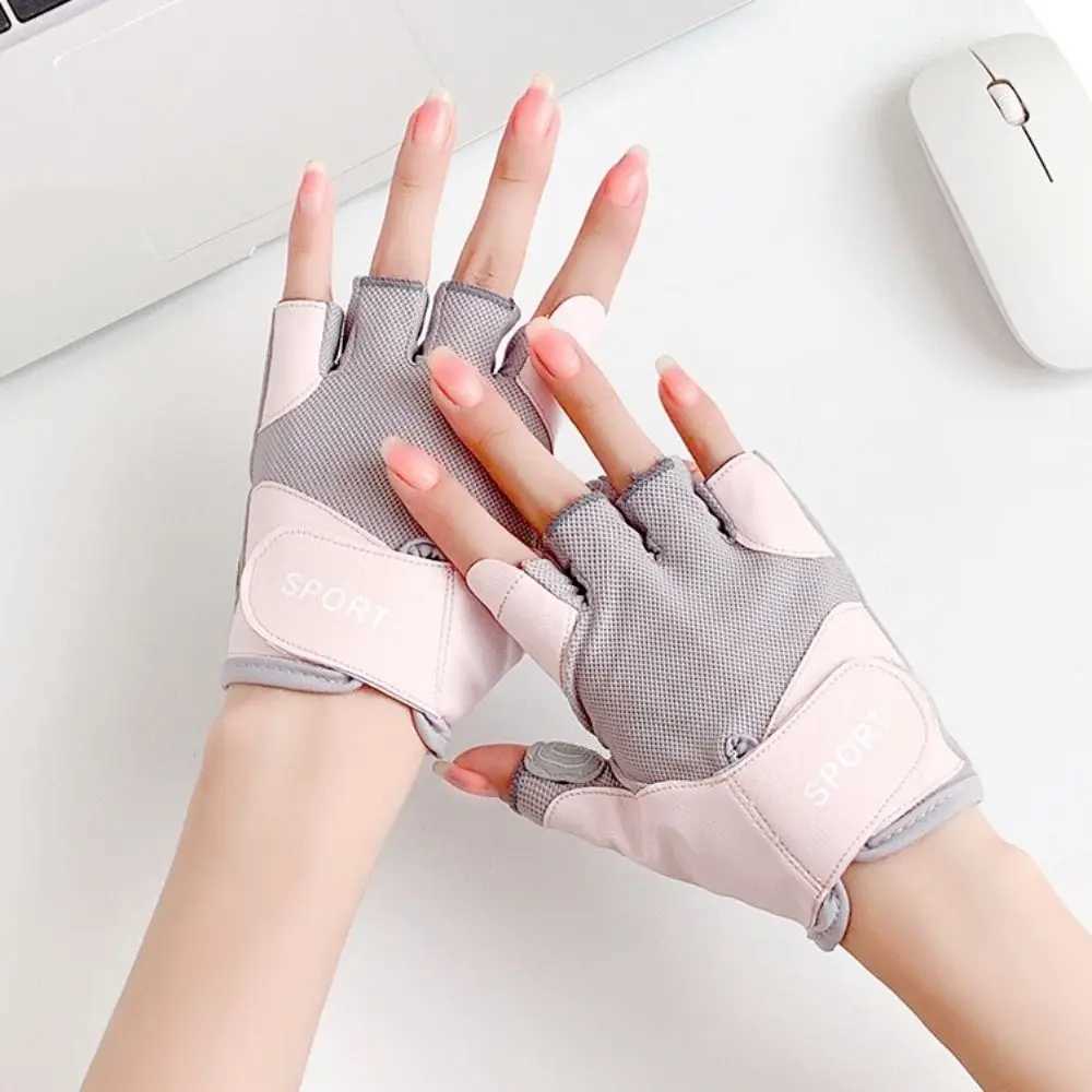 Fitn Fingers cycling gloves for men and women summer training gloves for women breathable mesh anti slip yoga glovesW241018