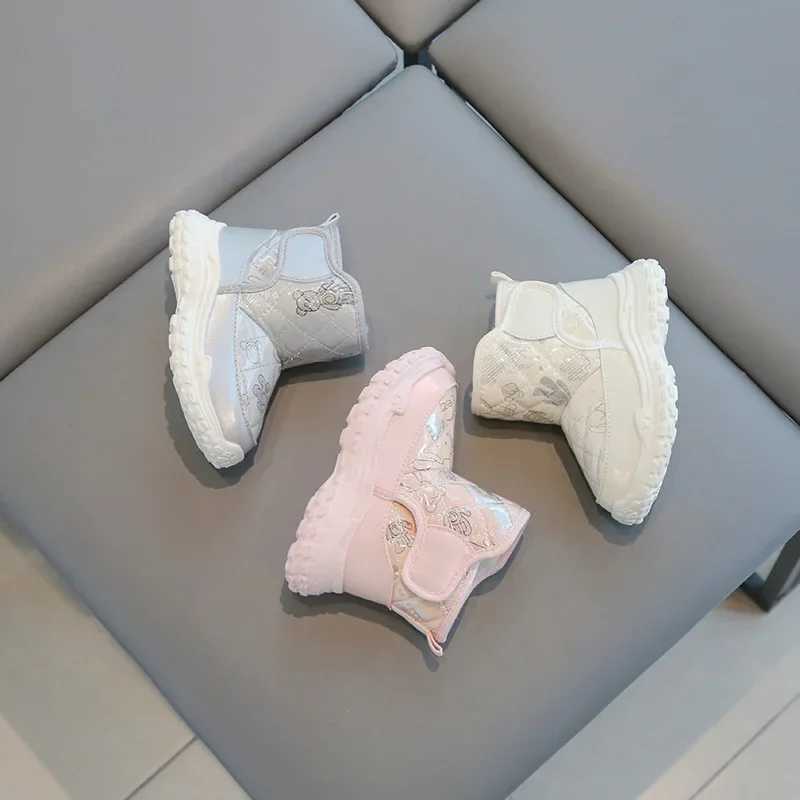 Boots 2024 Winter New Childrens Snow Boots for Girls Soft Warm Short Boots Thick Fur Princess Shoes Retro Cotton Shoes Baby Boots H241018
