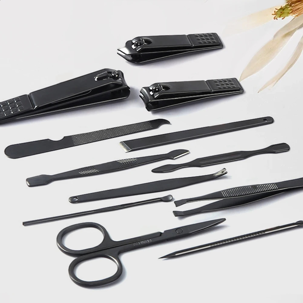 16Pcs Professional Manicure Set Nails and Toenail Pliers Stainless Steel Nail Cutters Tools with Leather Case for Men Women 241017