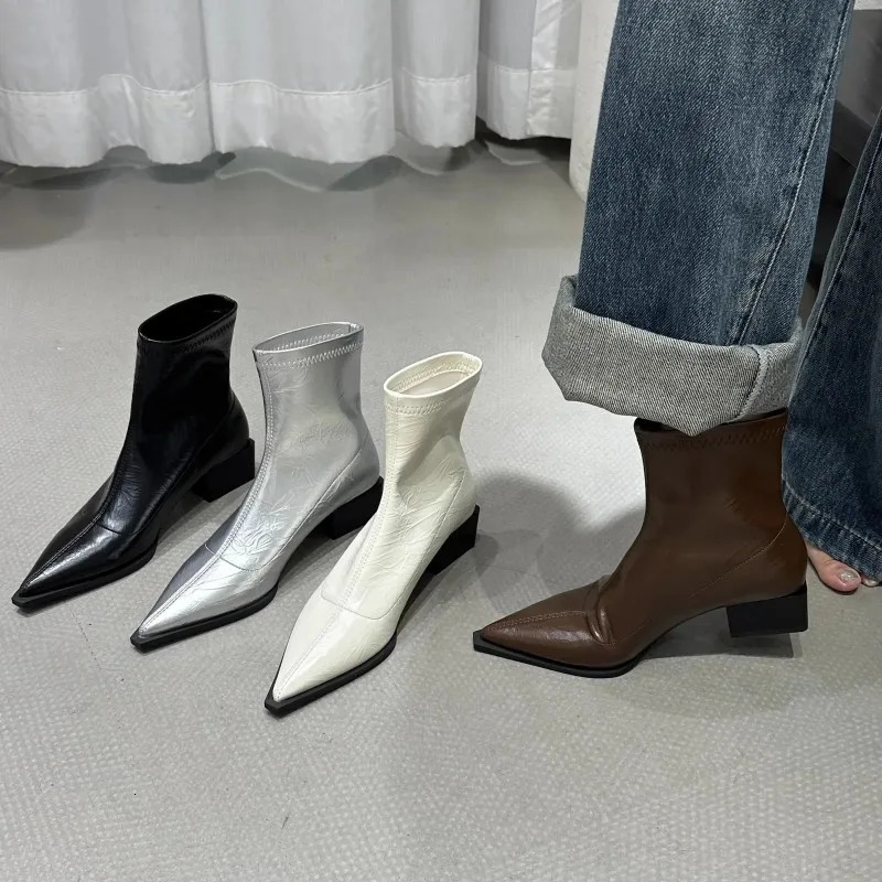 Autumn womens ankle boots fashionable pointed shoes womens short boots square low boots casual winter womens shoes 2024241018