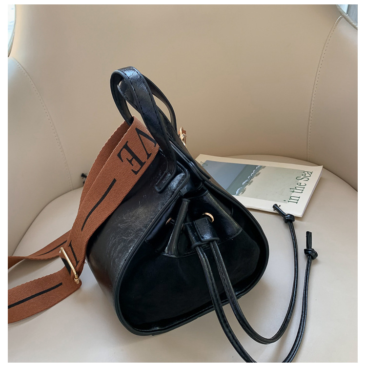 2025S Fashion Designer Women Handbag Bucket Winter Bags Clutch Totes Purse Tote Shoulder Ladies Crossbody Bag