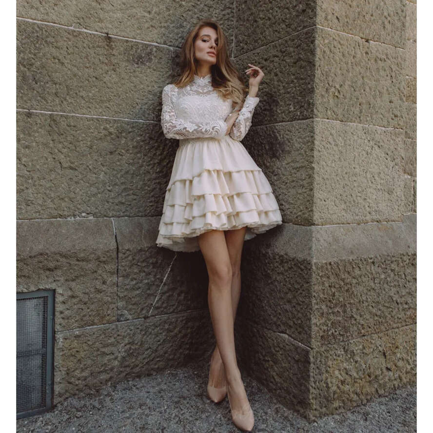 Short A Tiered E Wedding Dresses Lace Top Illusion Long Sleeves High Neck Mini Bridal Gowns Summer Beach Robe De Mariee