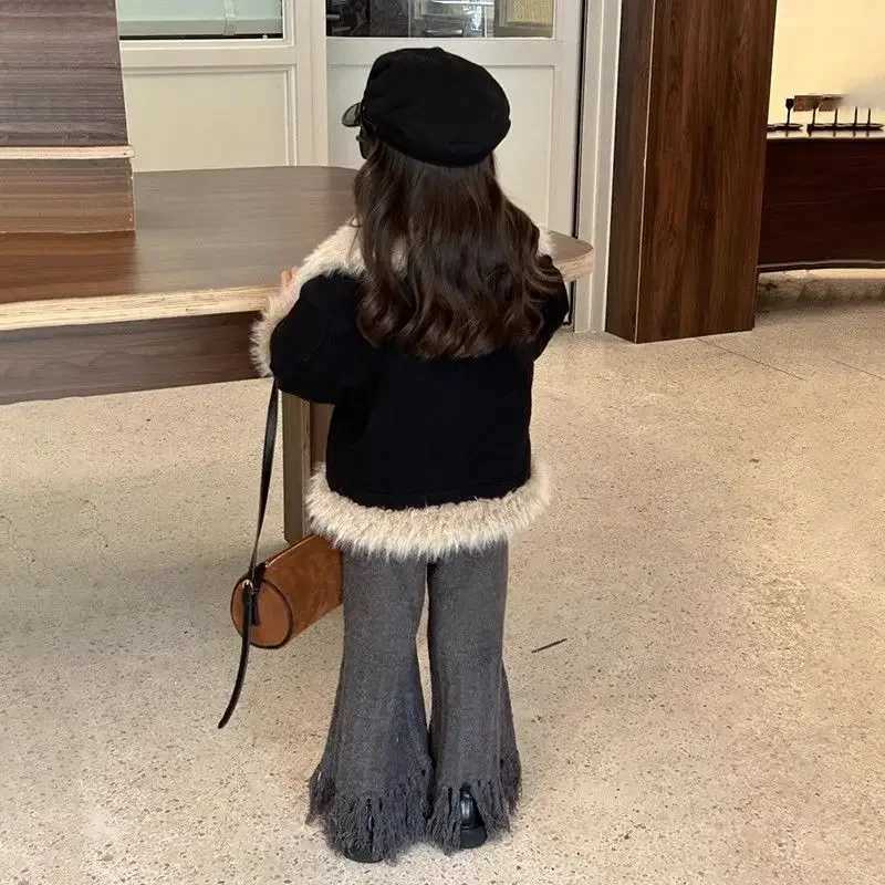 Girls winter denim jacket fashion patch work artificial fur coat Korean fashion cotton jacket fashion girls clothing 2 to 8 years M241018