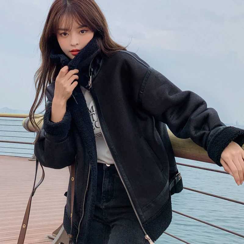2024 New Winter Lambswool Coat Female Padded Fur One Motorcycle Suit Short Loose Leisure Plush Cotton-padded Jacket Coat FemaleX241018