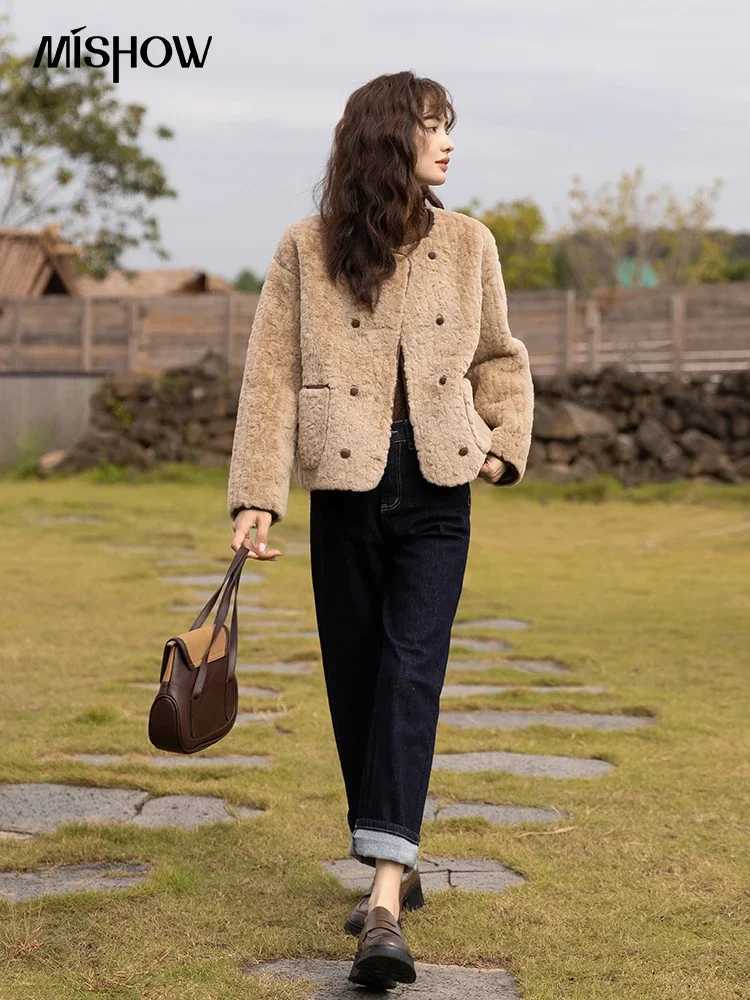 MISHOW Lamb Wool Coat for Women 2022 Winter Korean Short Single Breasted Oneck Jacket LooseThicken Warm Female Coats MXB45W0826X241018