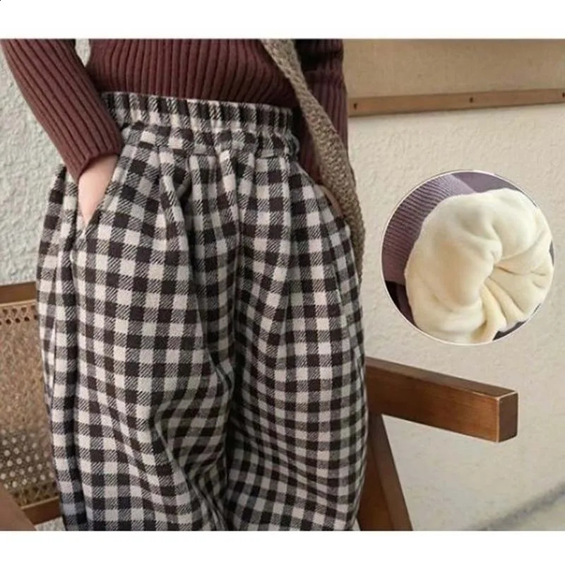 Fashion Letter Childrens Sets Plush Sweate Pants 2pcs Sets Girls Winter Plush Set Korean Autumn/Winter Childrens Clothing 241017